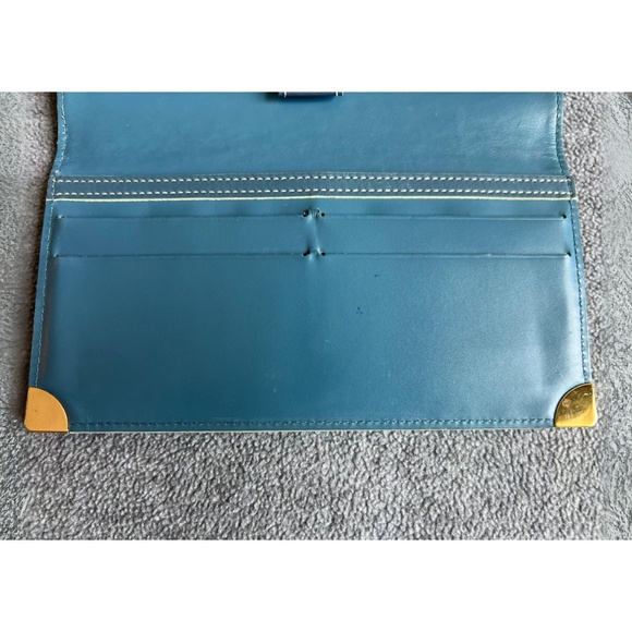 Louis Vuitton Suhali International Wallet - Picture 9 of 12